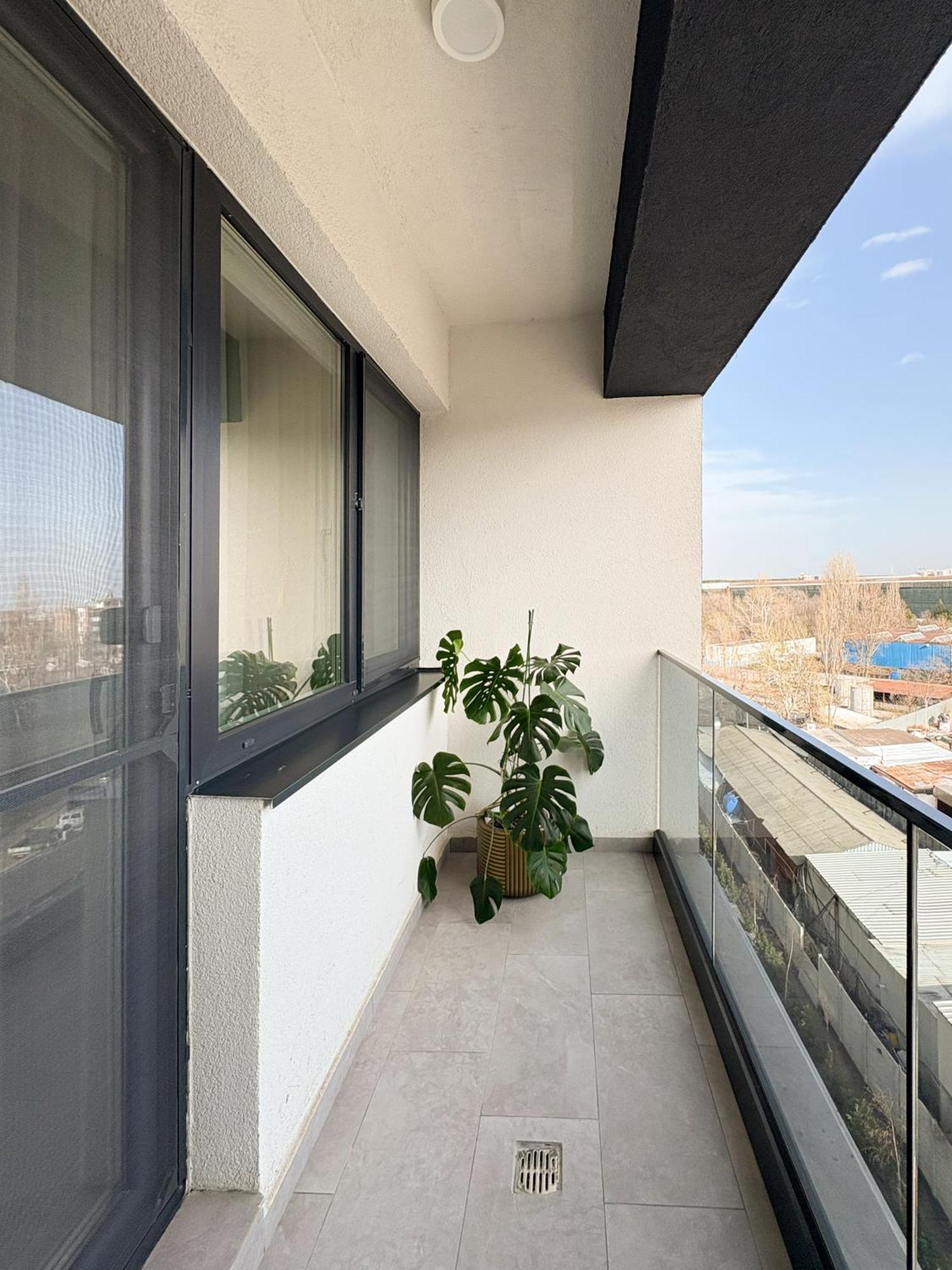 The Cozy Flat - Modern, New, 2 Rooms Apartment, Parking Bukarest Eksteriør billede